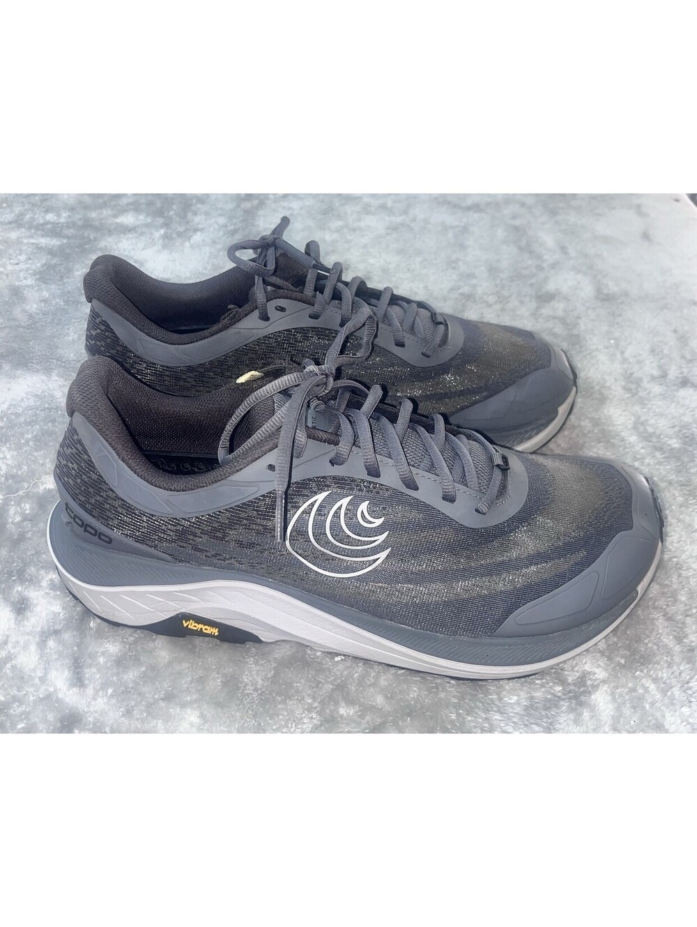 TOPO Ultraventure 4 Trail Running Shoes Grey Vibram Size 12 Men's